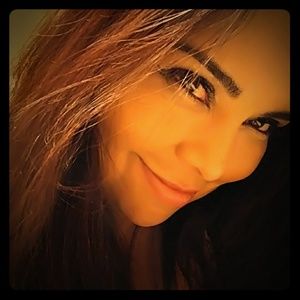 Meet your Posher, Maraly